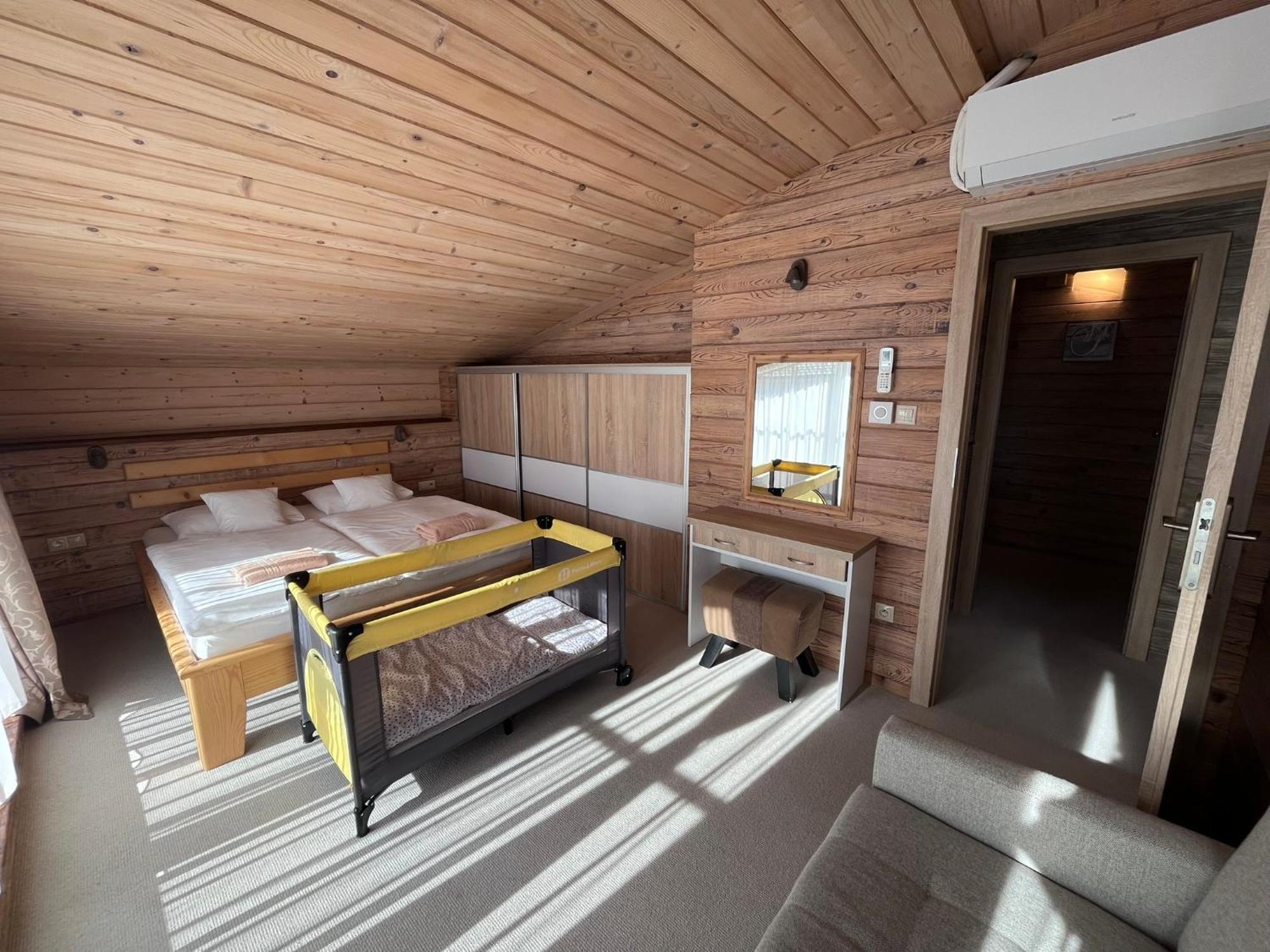 Apartments Pemikas II Liptovský Mikuláš Εξωτερικό φωτογραφία